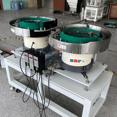 Kleine knop Bolt Vibrating Bowl Feeder 300W Elektromagnetische trilling