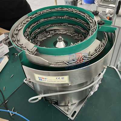 Multi Lane Bowl Feeding System Plastic Parts Vibrating Feeder Vermogen 1000W